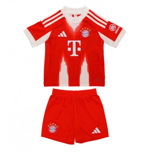 Bayern Munich Replika Hemmatröja Barn 2025-26 Kortärmad (+ Korta byxor) Bayern Munich Replika Hemmatröja Barn 2025-26 Kortärmad (+ Korta byxor)
